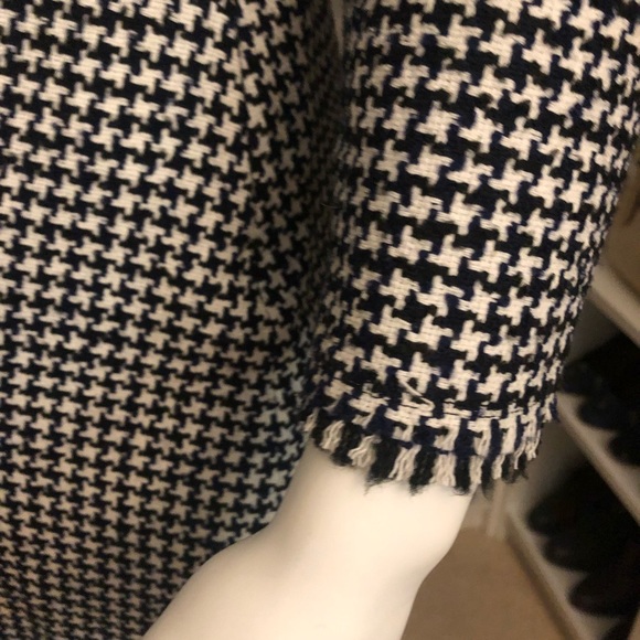 Black and White Houndstooth Flounce Dress - Picture 10 of 11